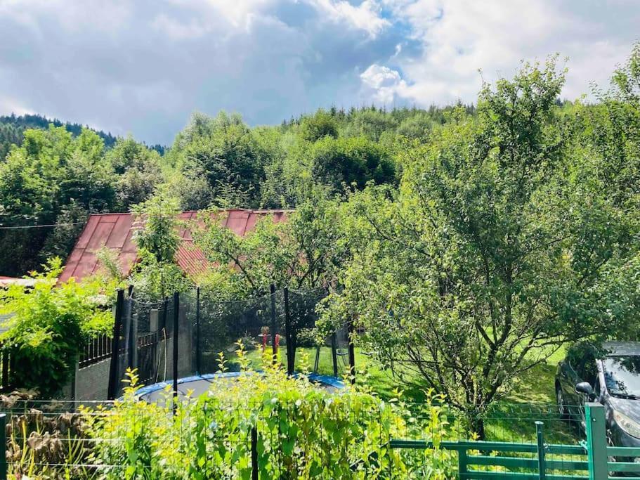 Utulna Chaloupka Na Valassku Valašská Bystřice المظهر الخارجي الصورة