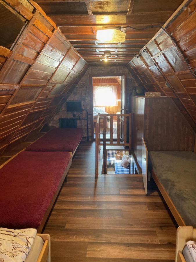 Utulna Chaloupka Na Valassku Valašská Bystřice المظهر الخارجي الصورة